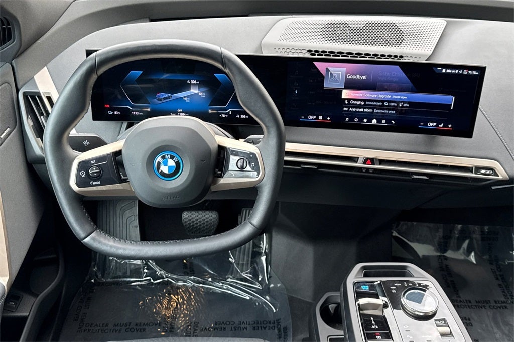 2025 BMW iX xDrive50