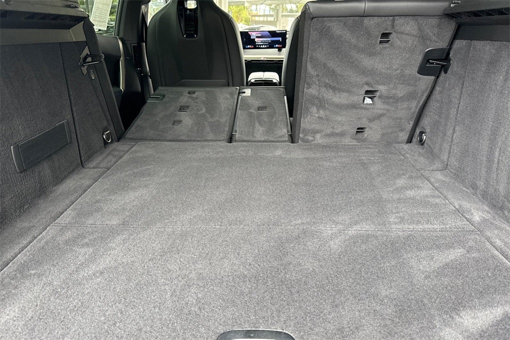 2025 BMW iX xDrive50