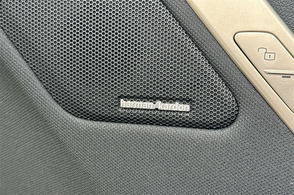 2025 BMW iX xDrive50