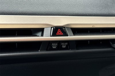 2025 BMW iX xDrive50