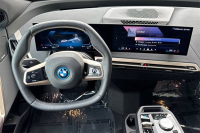 2025 BMW iX xDrive50