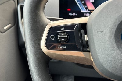 2025 BMW iX xDrive50