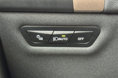 2025 BMW iX xDrive50