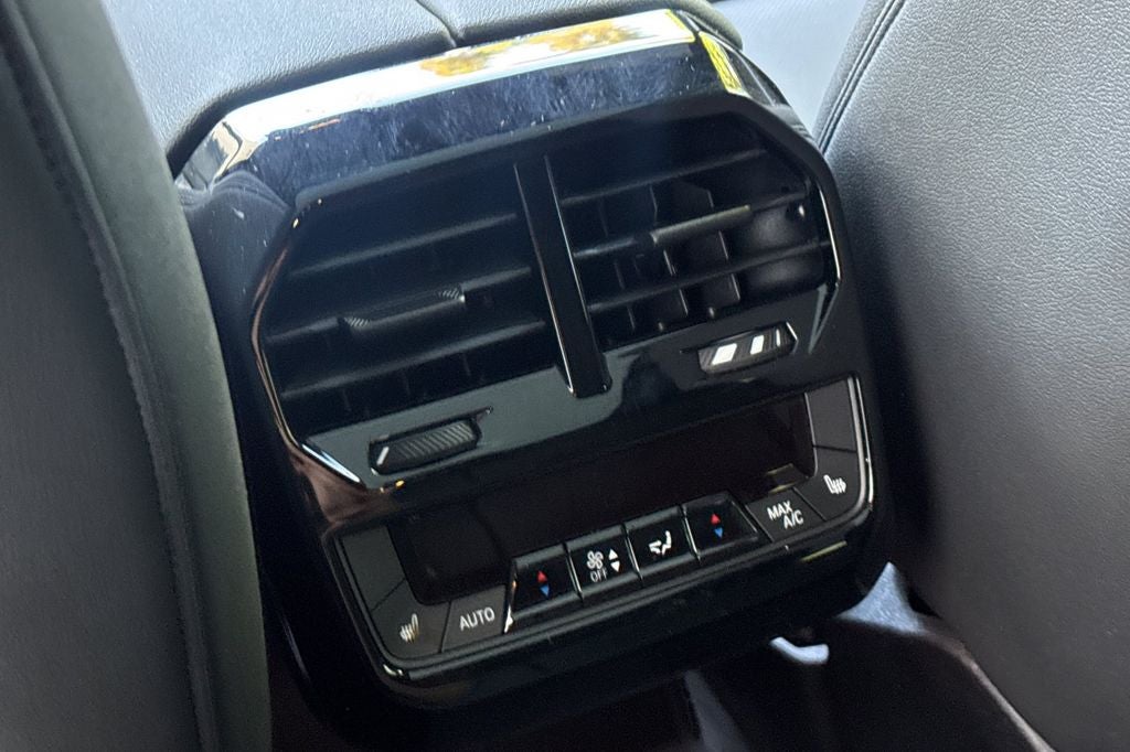 2023 BMW iX xDrive50