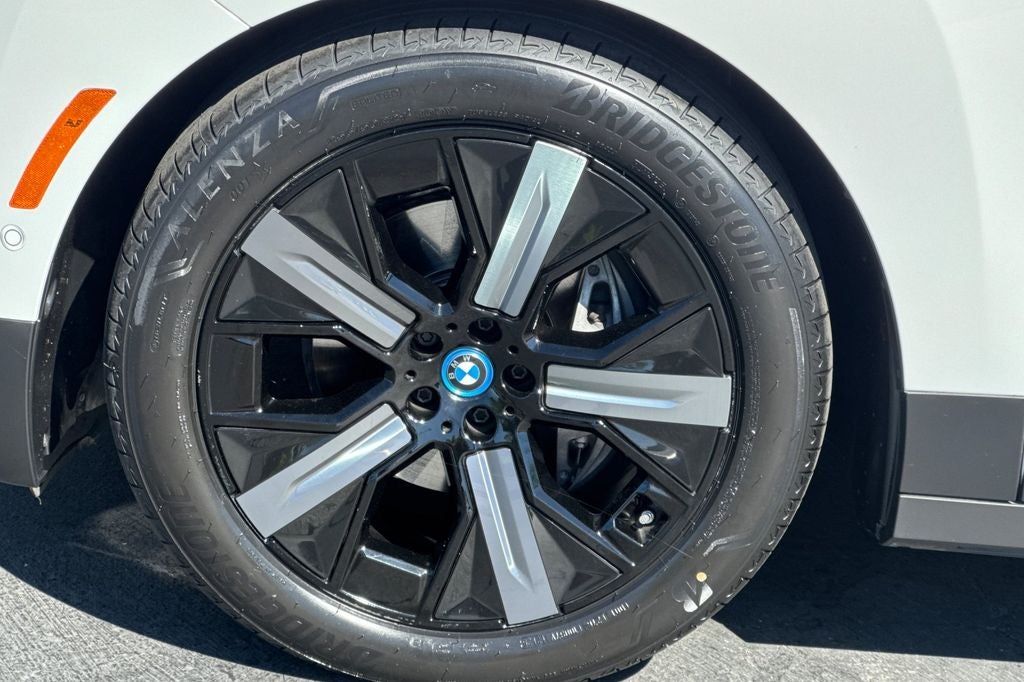 2023 BMW iX xDrive50