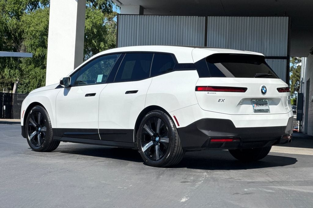 2023 BMW iX xDrive50