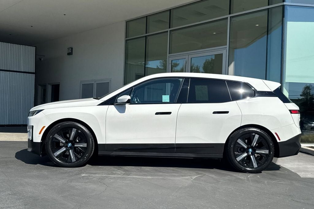 2023 BMW iX xDrive50