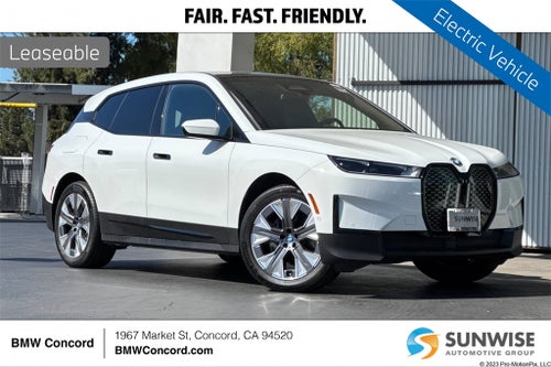 2025 BMW iX xDrive50