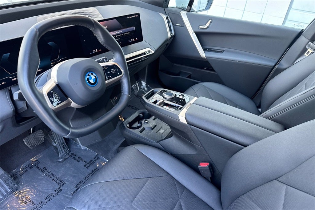 2025 BMW iX xDrive50