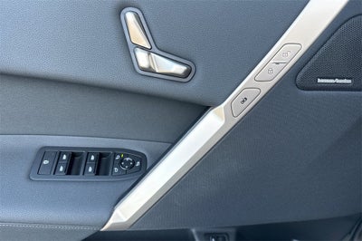 2025 BMW iX xDrive50