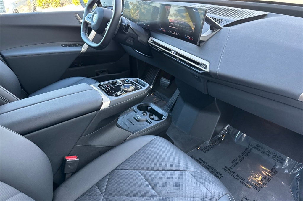 2025 BMW iX xDrive50