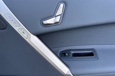 2025 BMW iX xDrive50