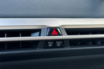 2025 BMW iX xDrive50