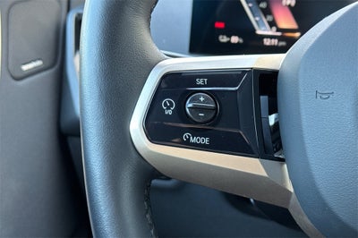 2025 BMW iX xDrive50