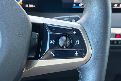 2025 BMW iX xDrive50