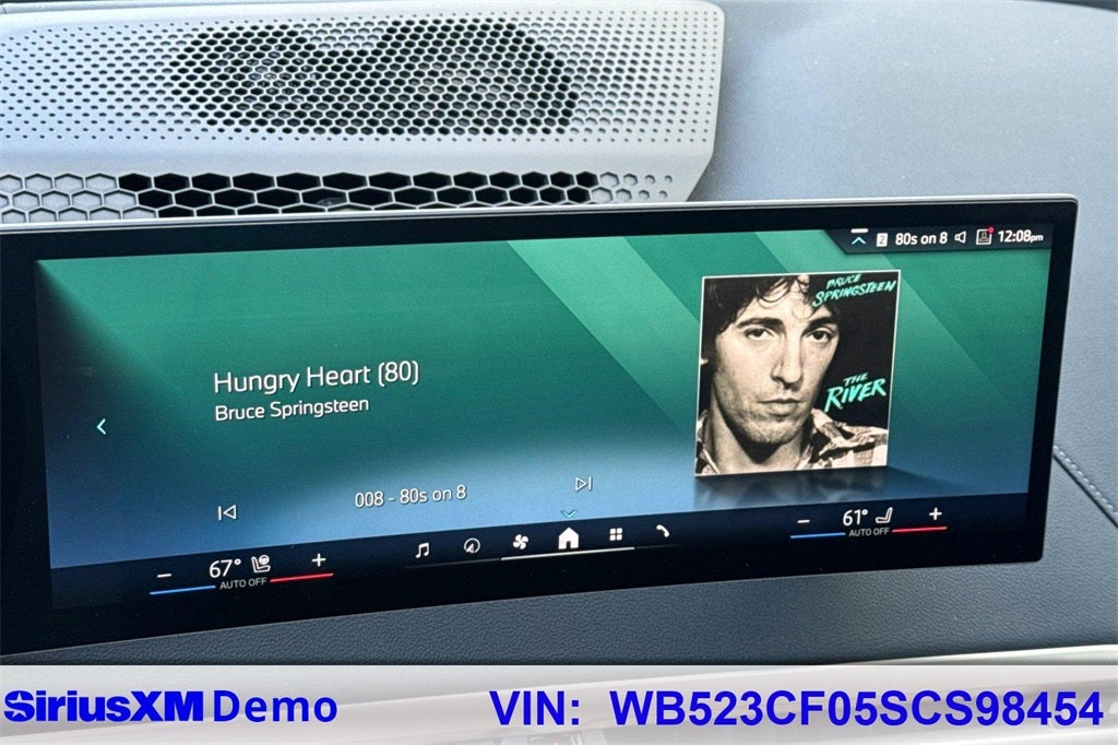 2025 BMW iX xDrive50