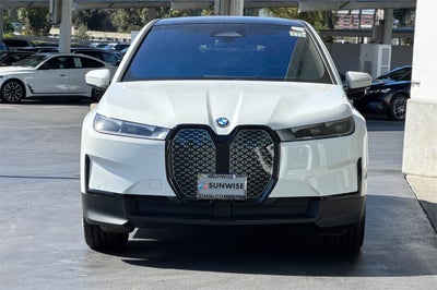 2025 BMW iX xDrive50