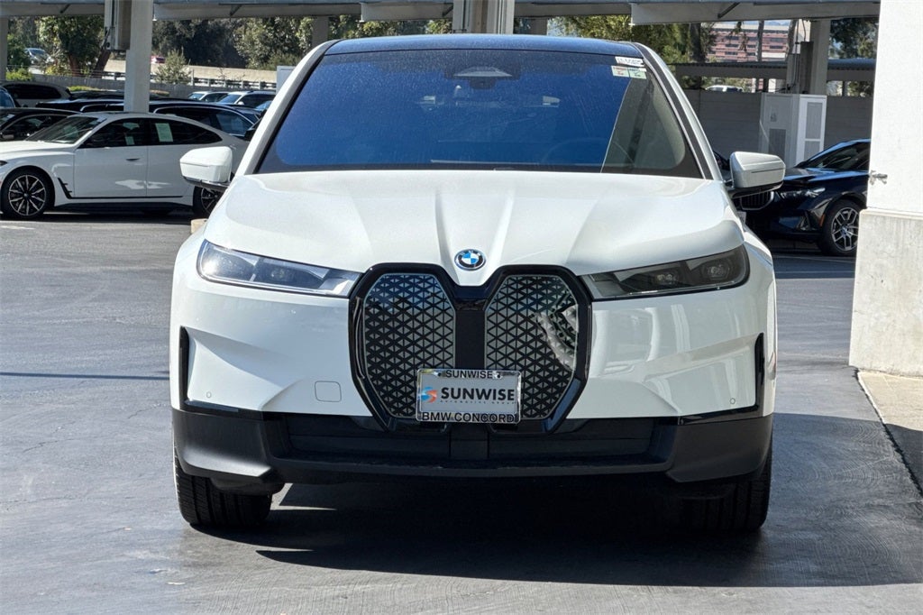 2025 BMW iX xDrive50