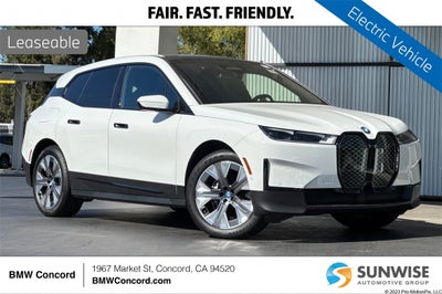 2025 BMW iX xDrive50