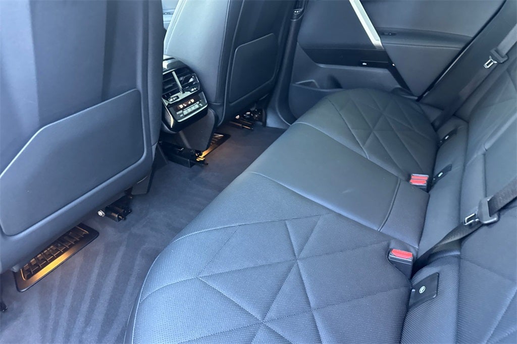 2025 BMW iX xDrive50