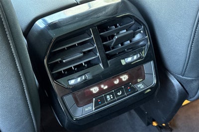 2025 BMW iX xDrive50