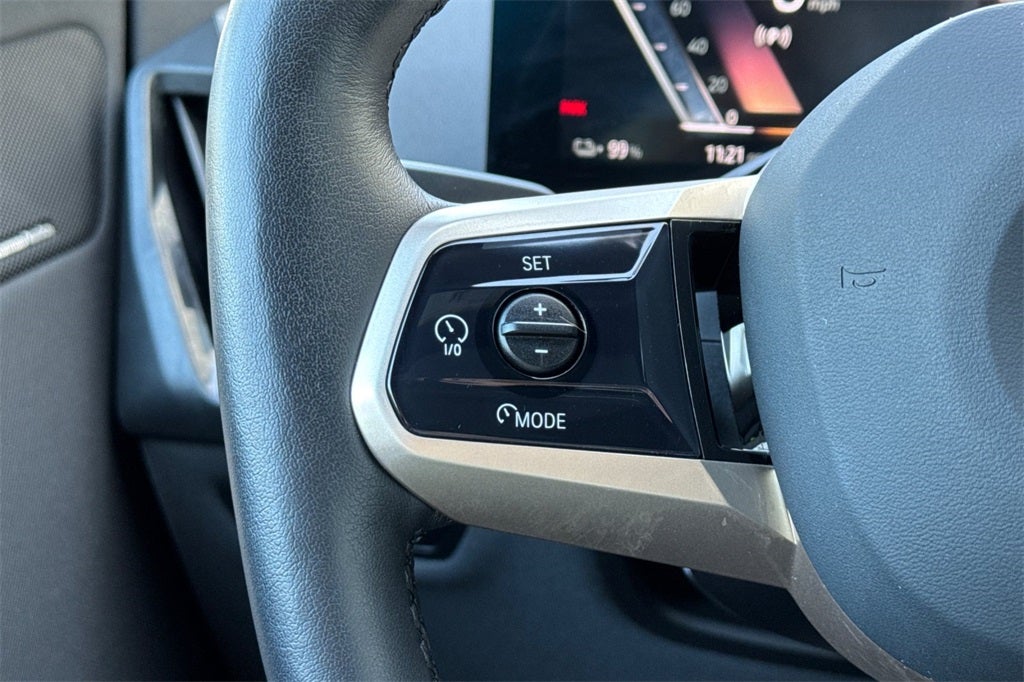 2025 BMW iX xDrive50