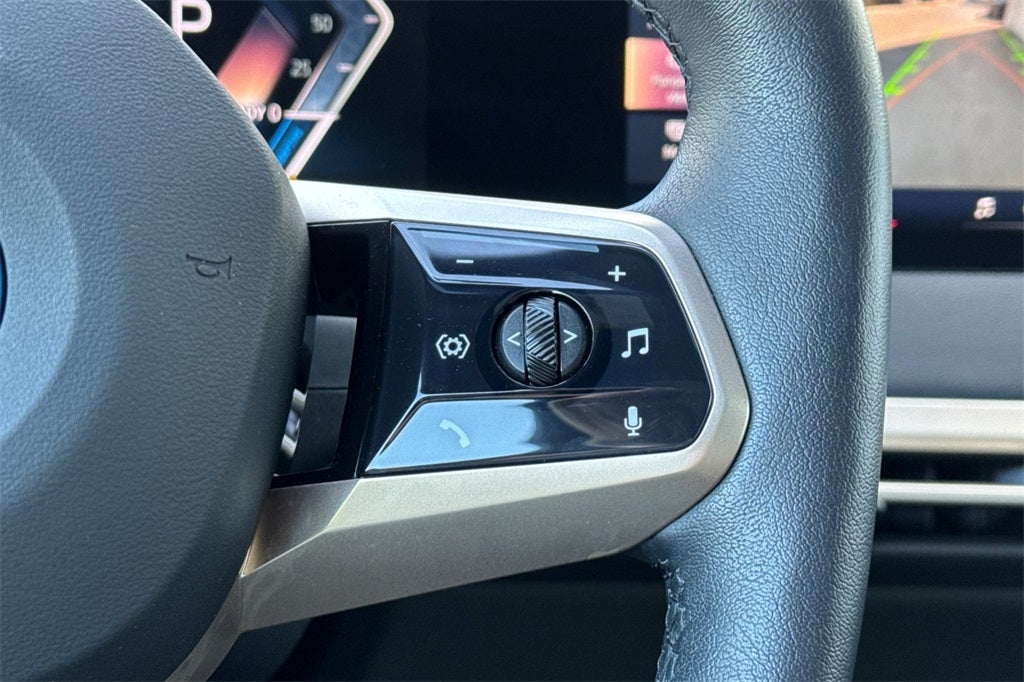 2025 BMW iX xDrive50