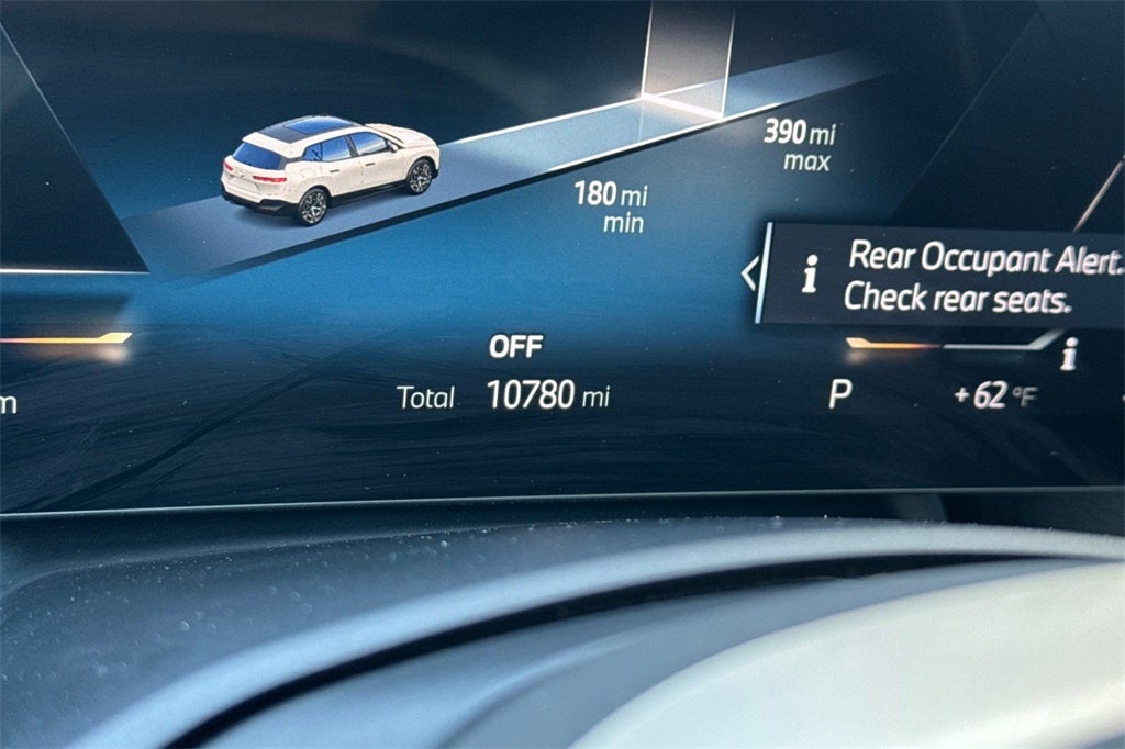 2025 BMW iX xDrive50