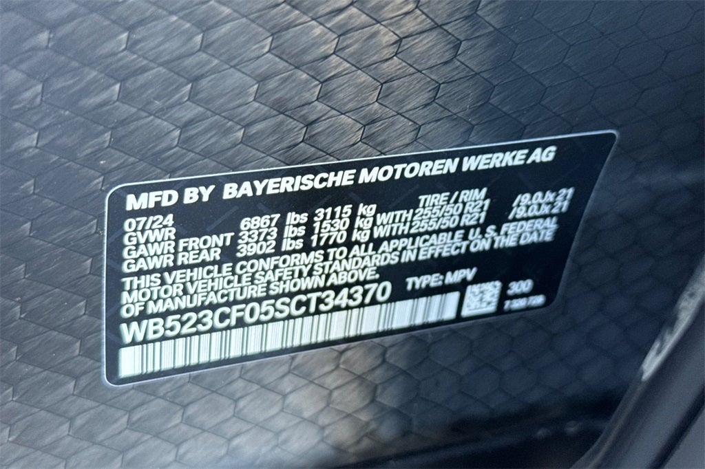 2025 BMW iX xDrive50