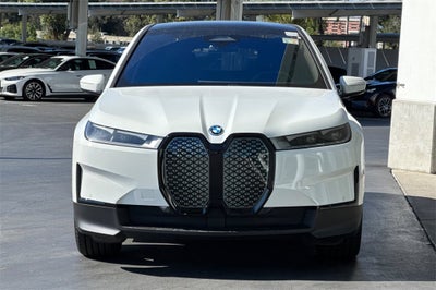 2025 BMW iX xDrive50