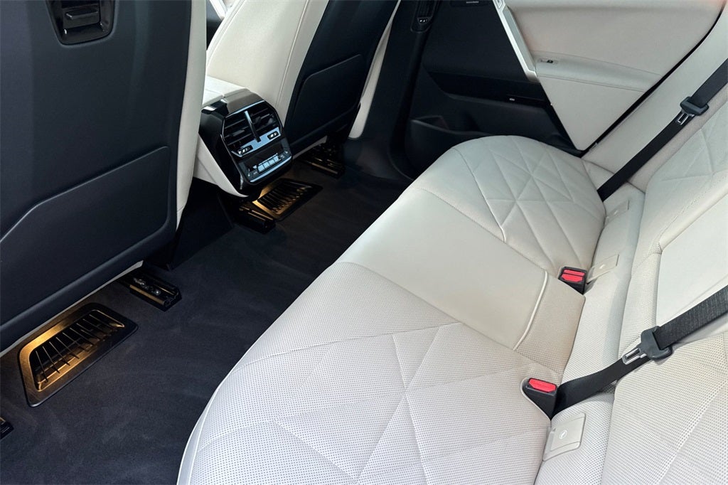 2024 BMW iX xDrive50