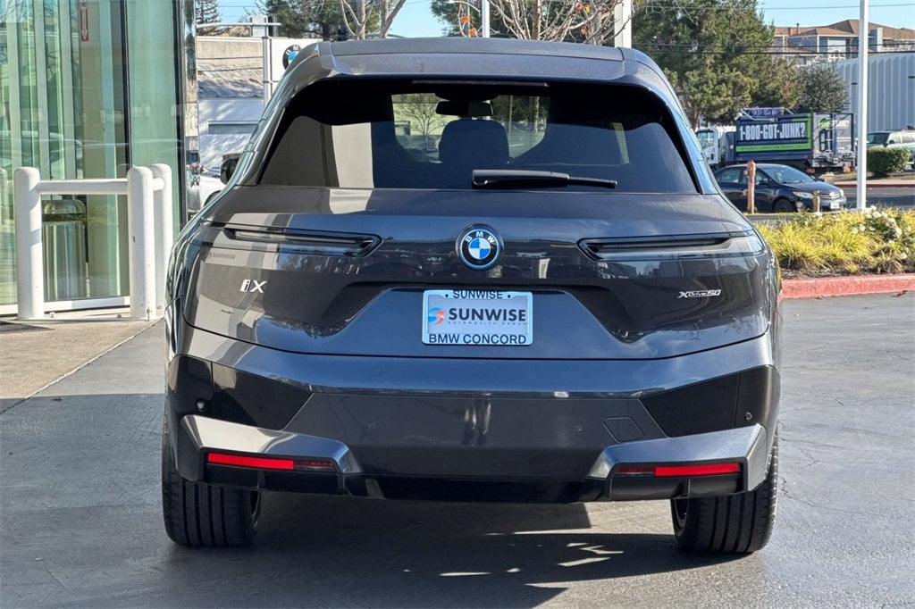 2024 BMW iX xDrive50