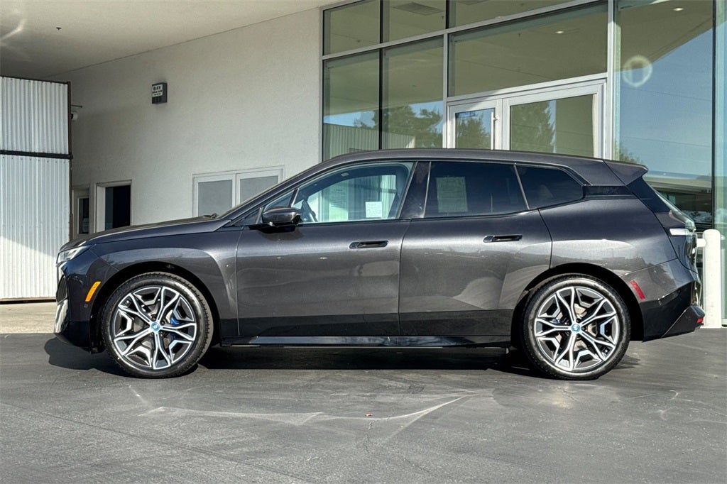 2024 BMW iX xDrive50