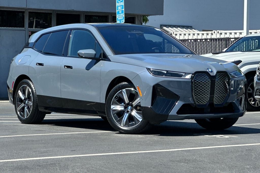 2024 BMW iX xDrive50
