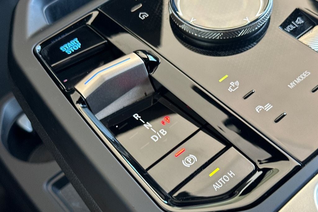 2024 BMW iX xDrive50