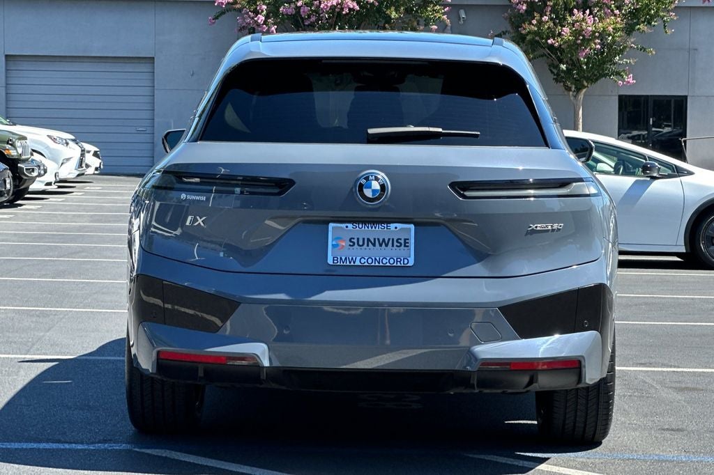 2024 BMW iX xDrive50