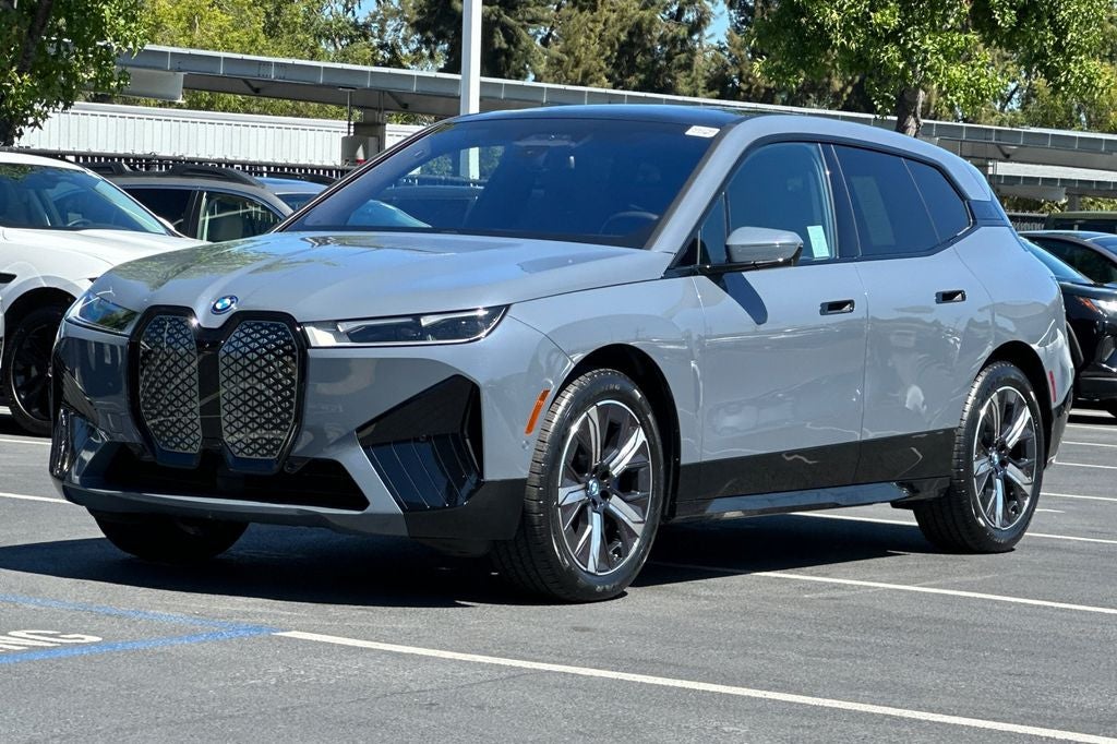 2024 BMW iX xDrive50