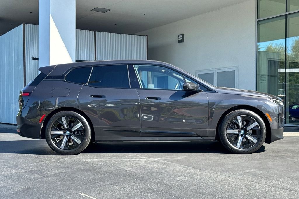 2024 BMW iX xDrive50
