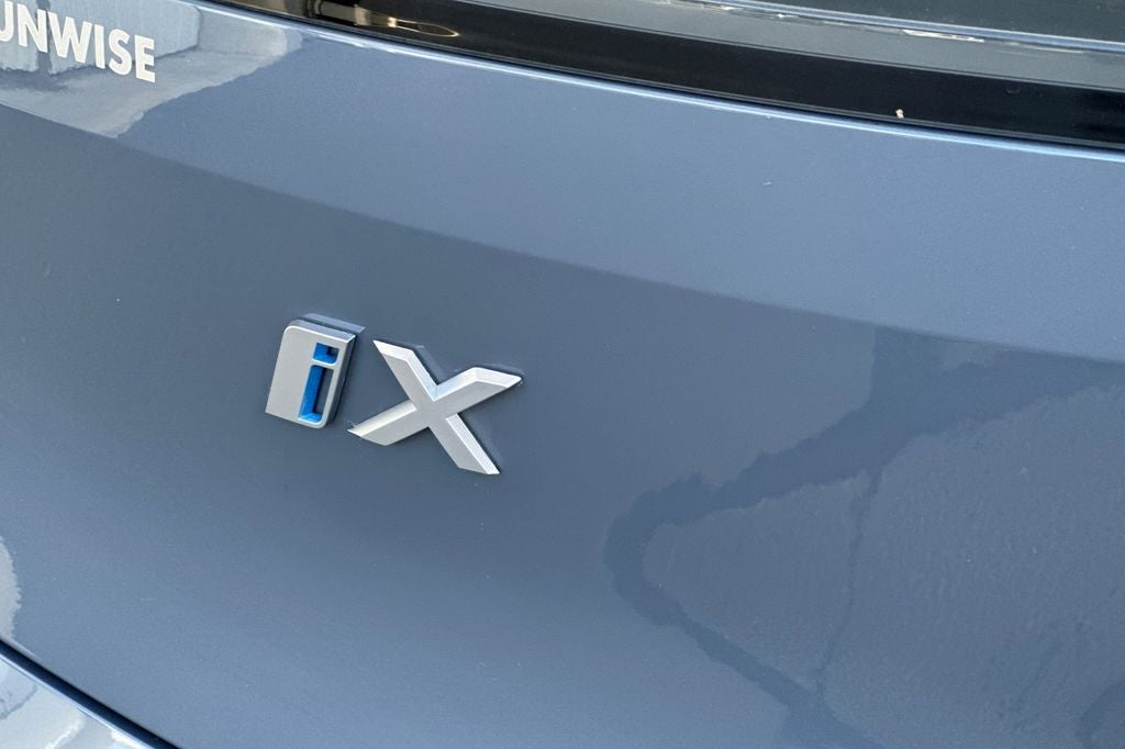 2024 BMW iX xDrive50
