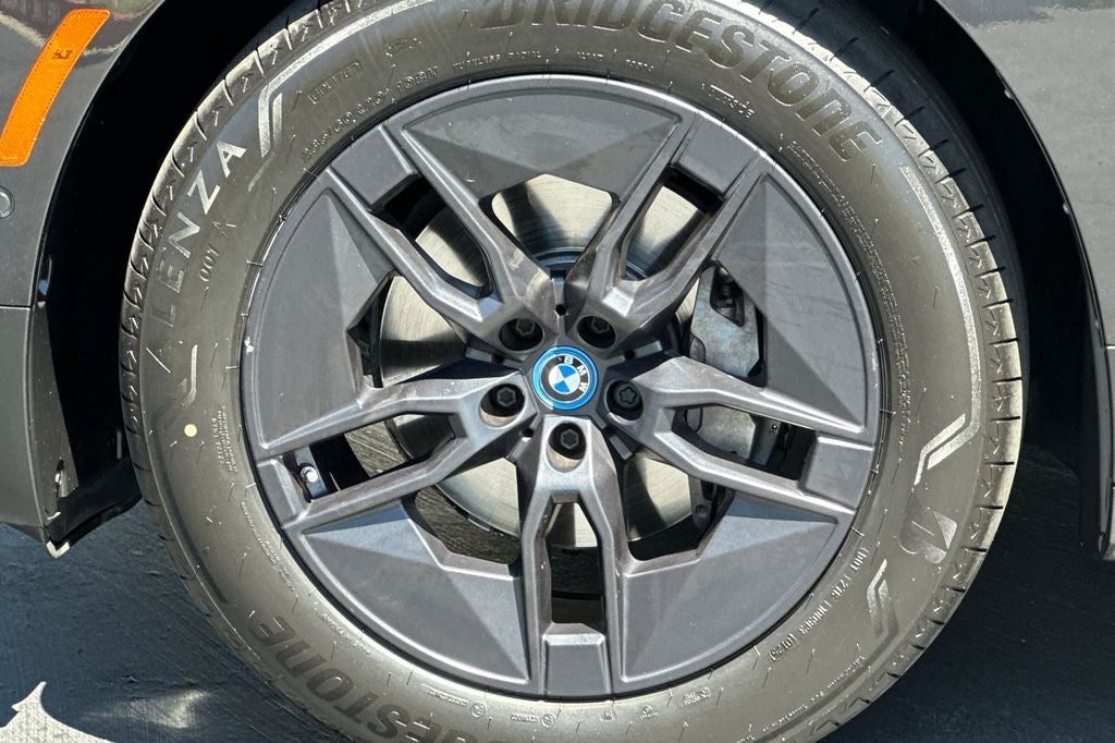 2024 BMW iX xDrive50