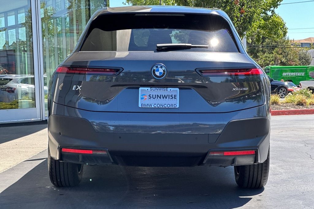 2024 BMW iX xDrive50