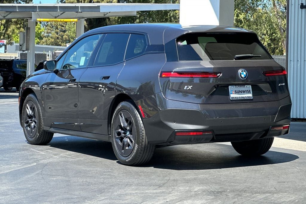 2024 BMW iX xDrive50
