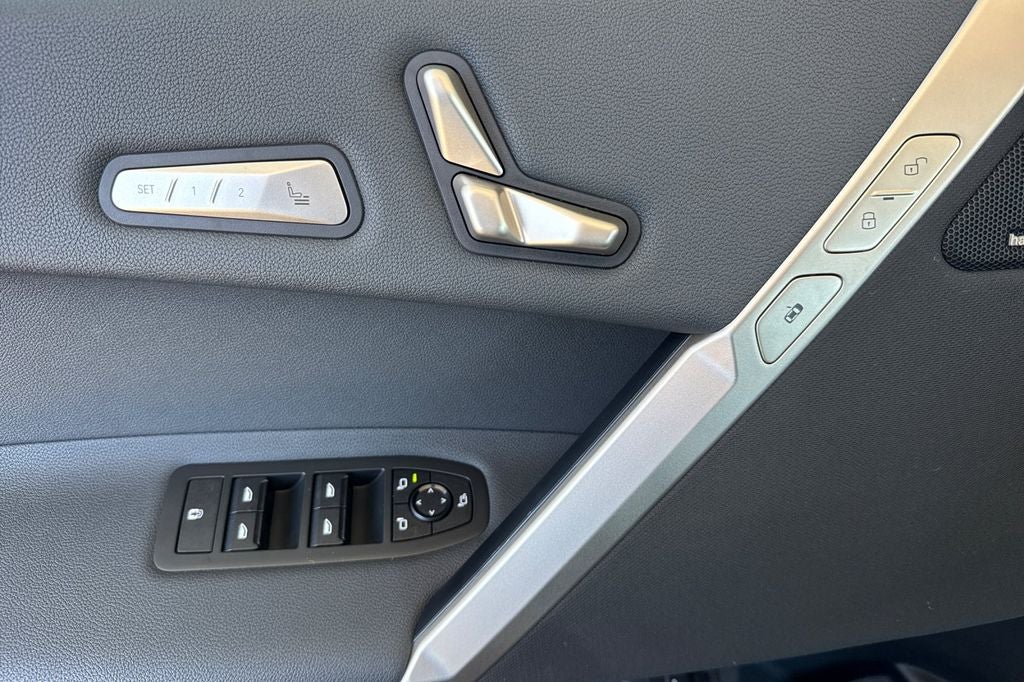 2024 BMW iX xDrive50