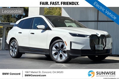 2025 BMW iX xDrive50