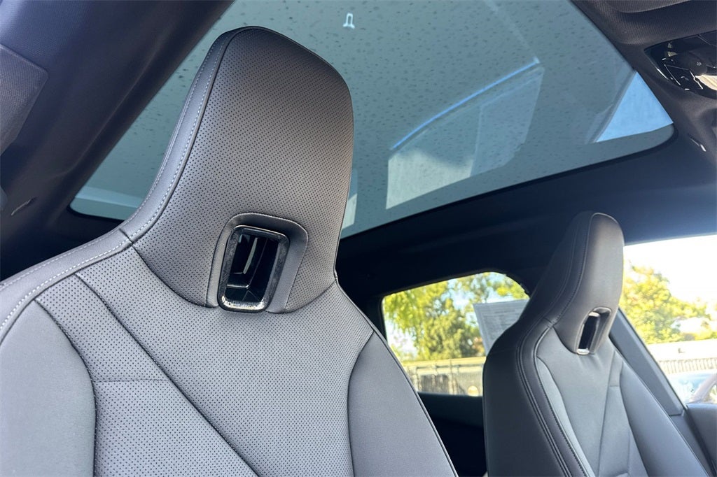 2025 BMW iX xDrive50