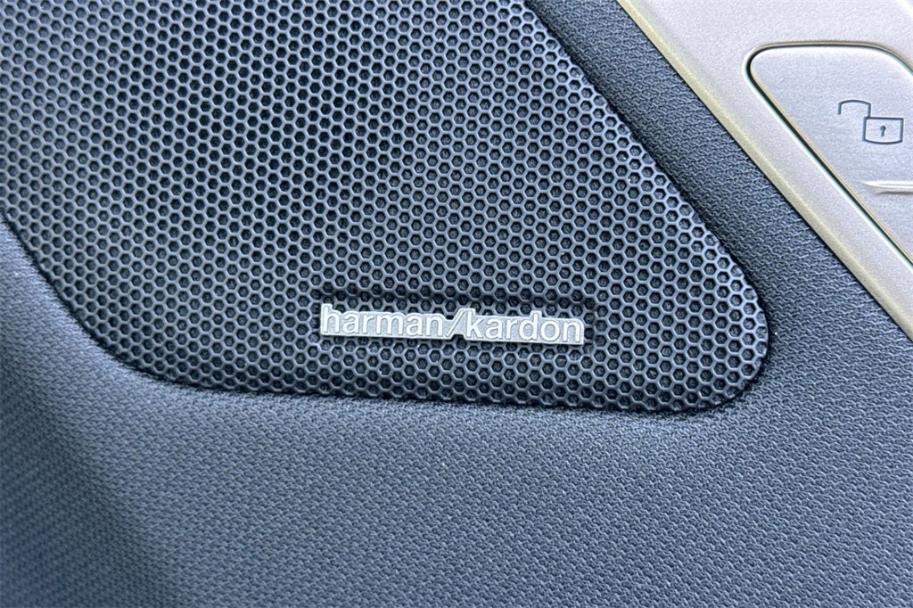 2025 BMW iX xDrive50