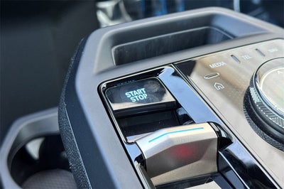 2025 BMW iX xDrive50