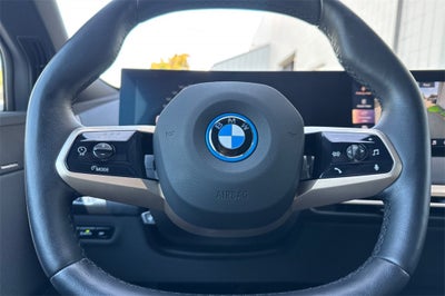 2025 BMW iX xDrive50