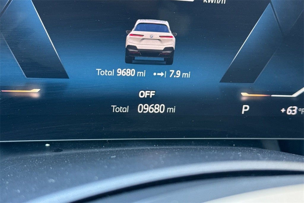 2025 BMW iX xDrive50