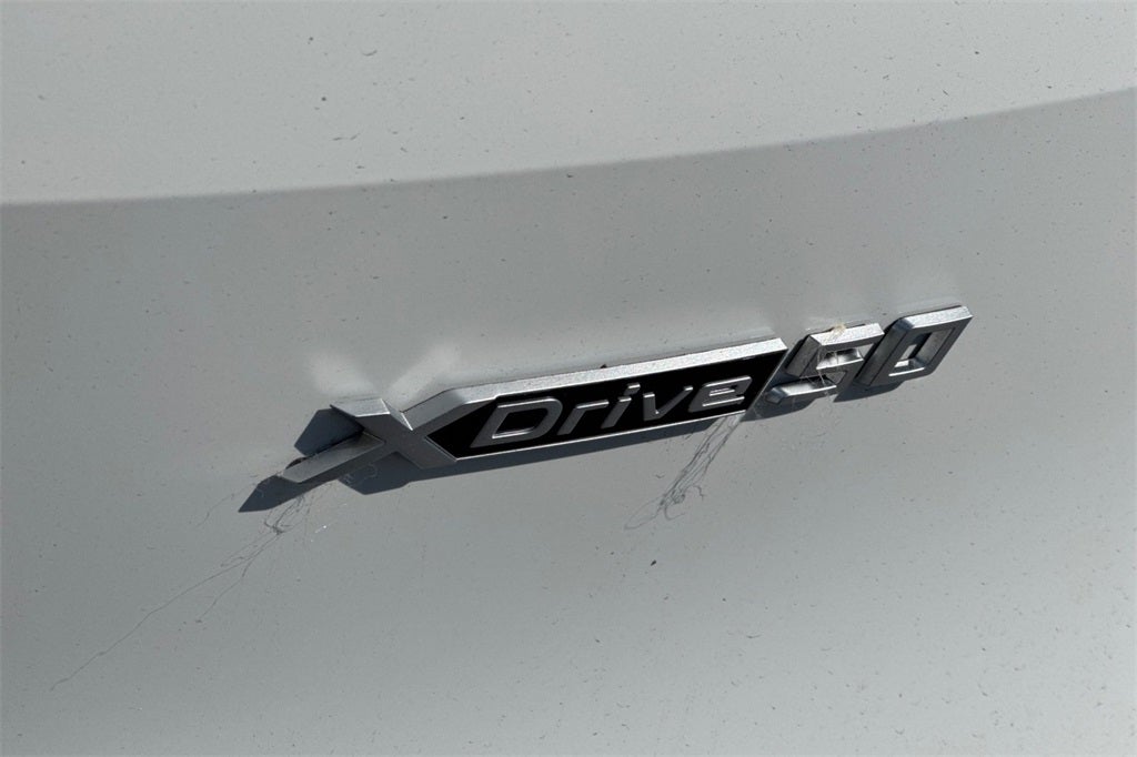 2025 BMW iX xDrive50